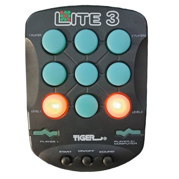 Lite 3 Handheld Game Tiger Electronics 1996 Vintage Puzzle Sound Lights 7-575 - Picture 3 of 6